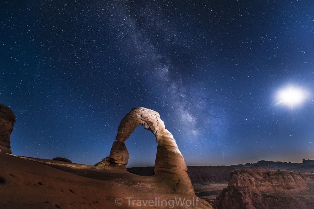 delicate-arch-milky-way-usa