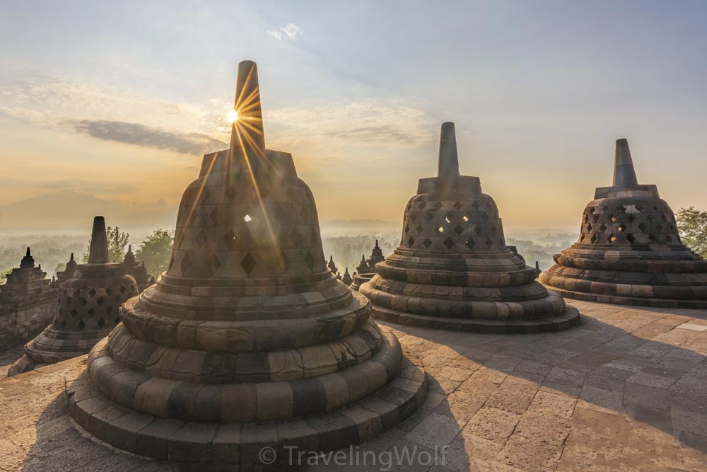 borobudur-yogyakarta-java-indonesia