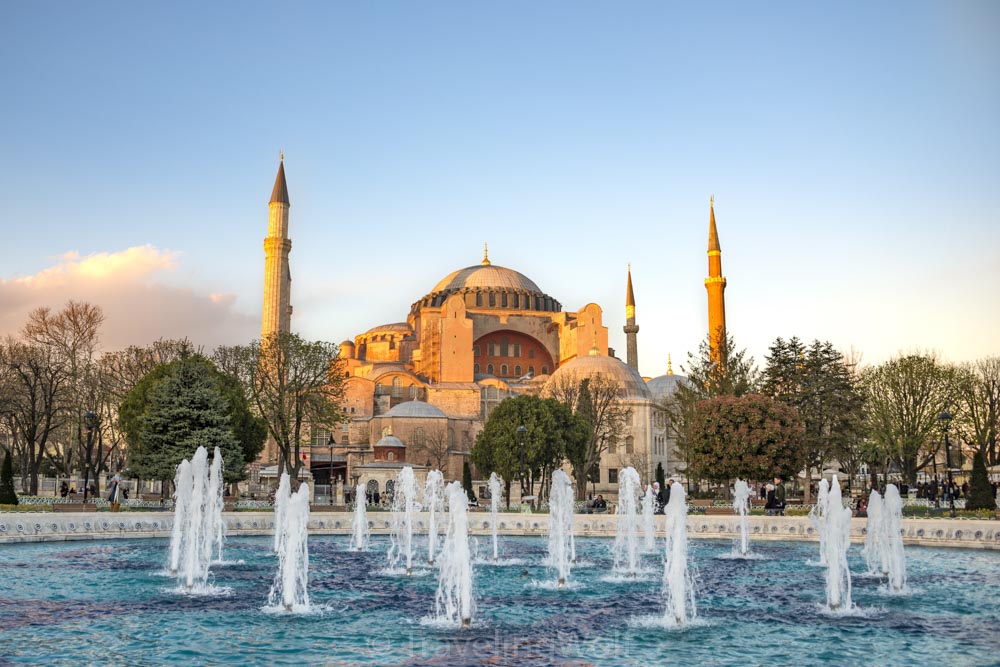 hagia-sophia-istanbul-turkey