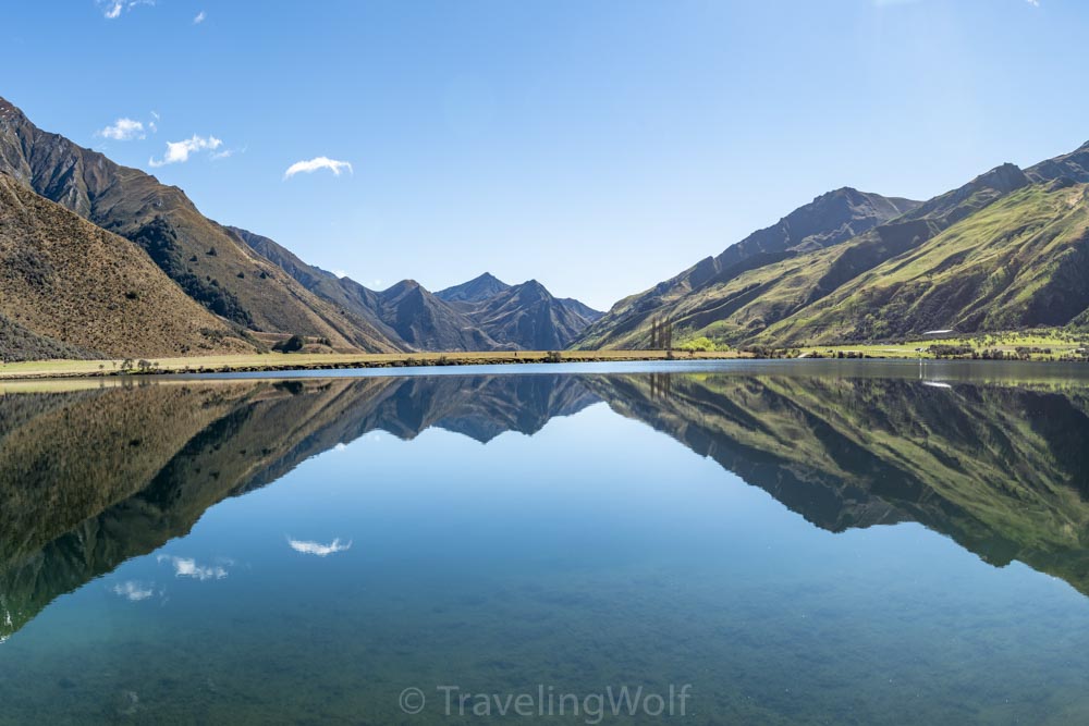 moke_lake_queenstown_new_zealand