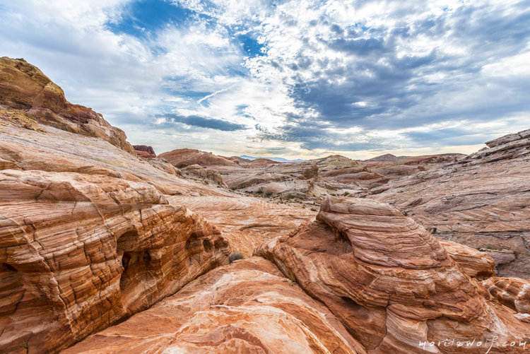 white-domes-trail-valley-fire